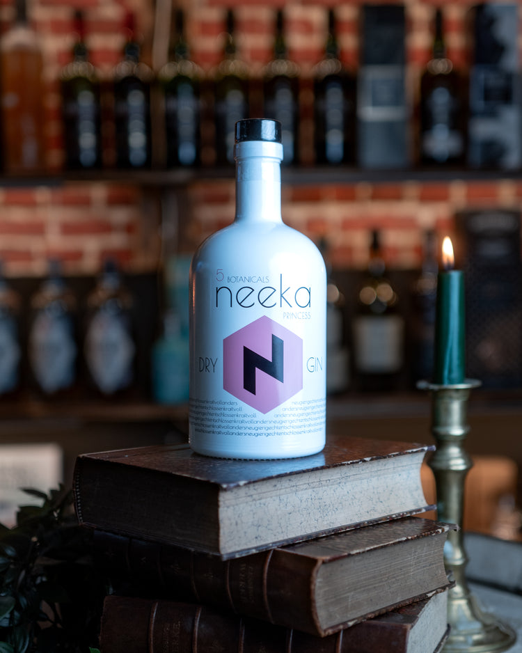 neeka Gin - Princess