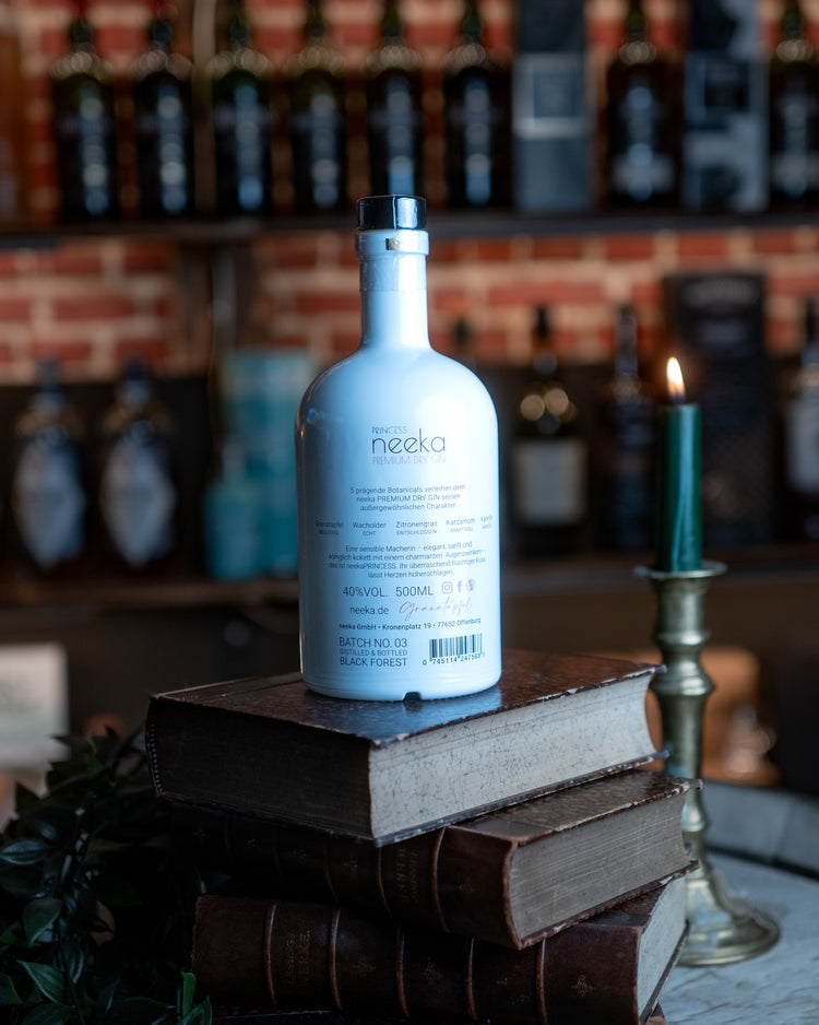 neeka Gin - Princess